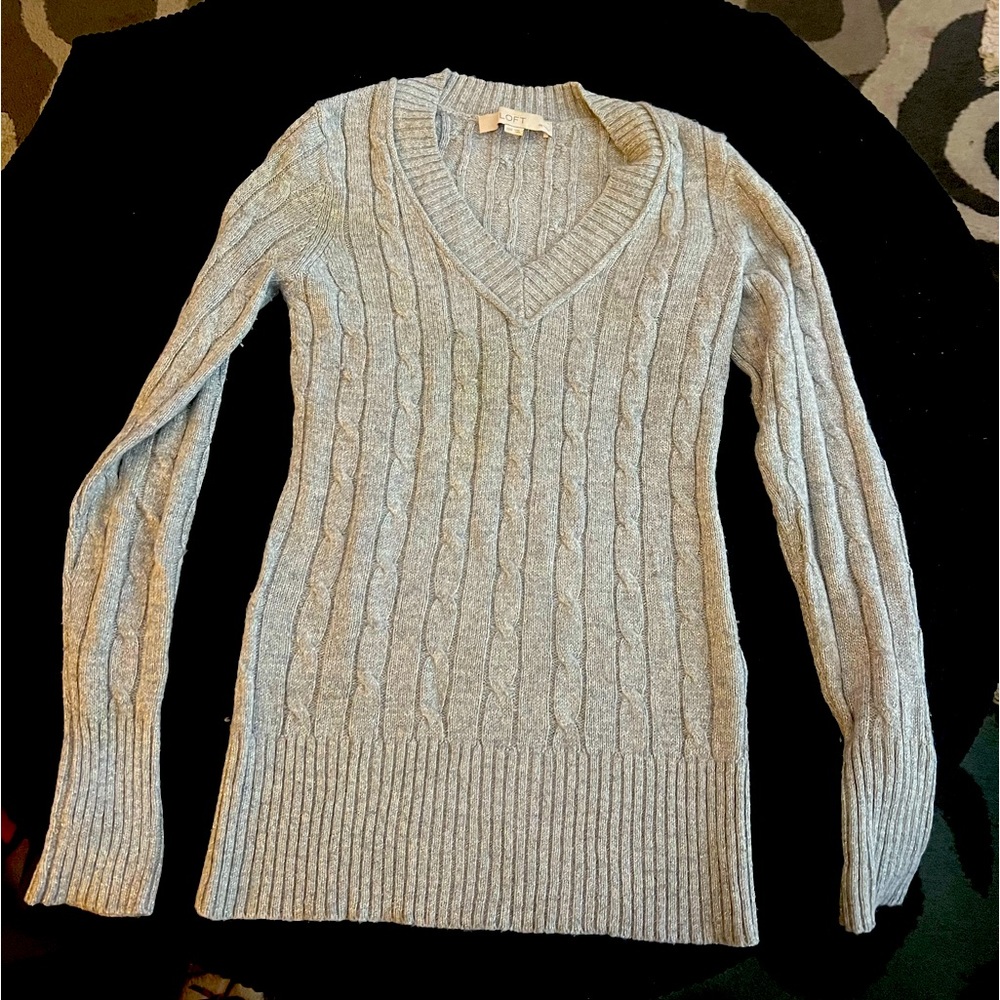 SOFT VNECK SWEATER
